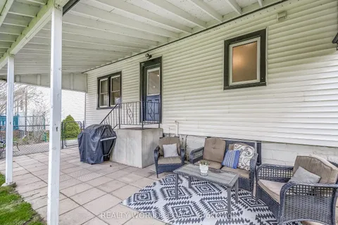 183 Nash Road, Hamilton, ON L8H 2P8