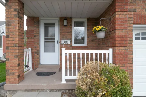 1301 Eagle Crescent, Peterborough West, ON K9K 2K7