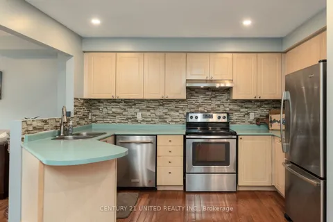 1301 Eagle Crescent, Peterborough West, ON K9K 2K7