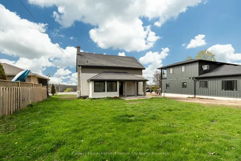 82 Gloucester Terrace, Goderich, ON N7A 1W8
