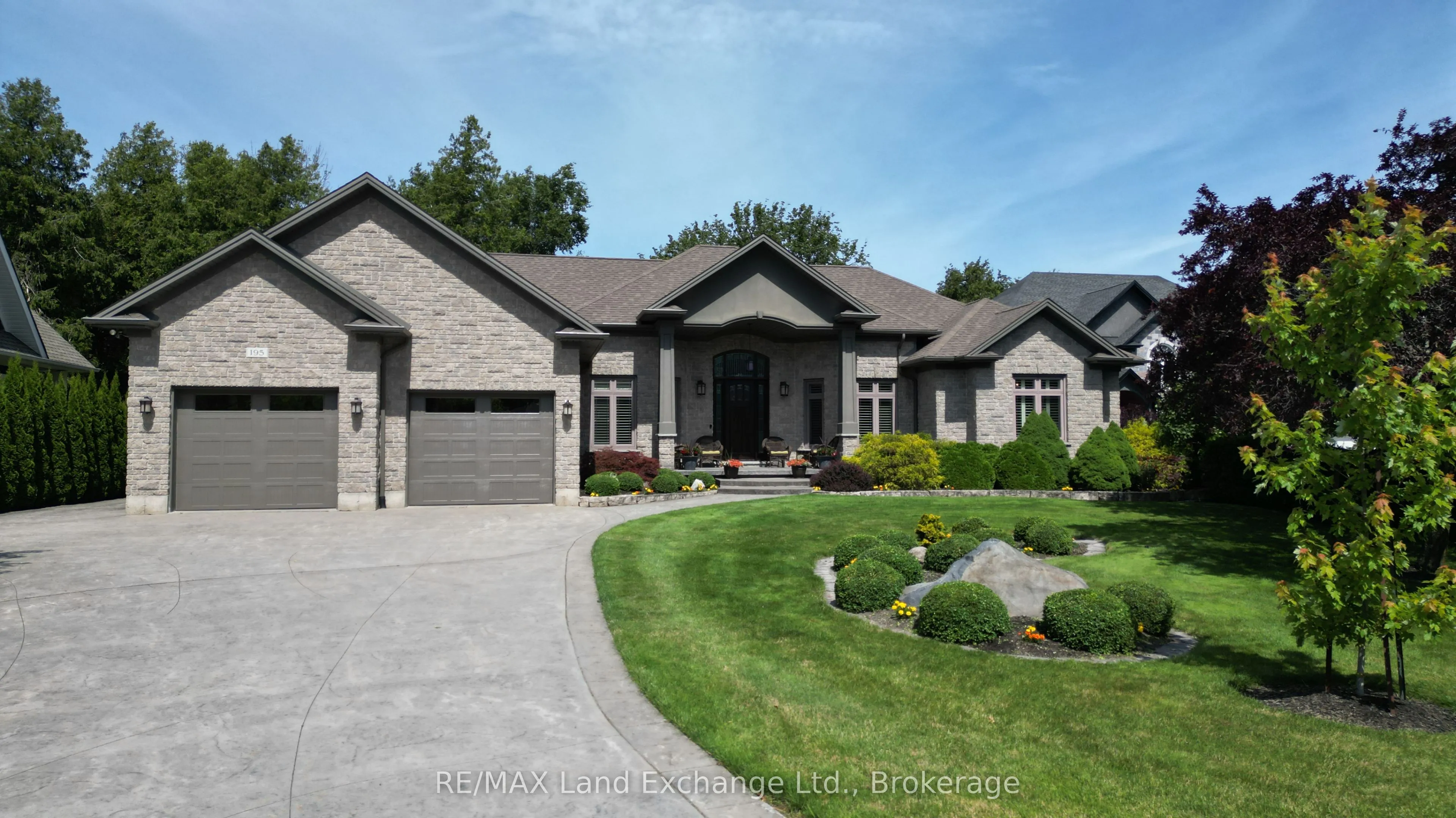 195 Birchwood Avenue, Kincardine, ON N0G 2T0