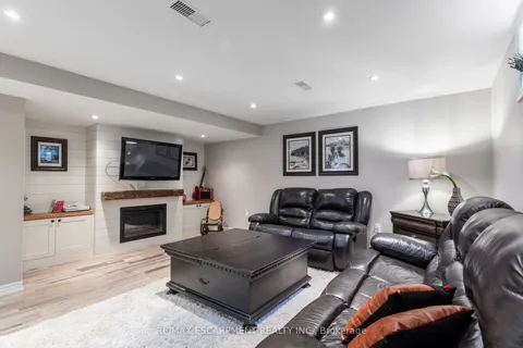 3 Trillium Court, Pelham, ON L0S 1E2