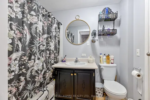 221 Belmont Avenue, Pembroke, ON K8A 2C6