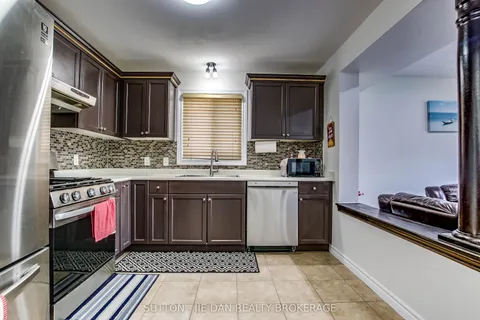 1817 MICKLEBOROUGH Drive, London North, ON N6G 5R4