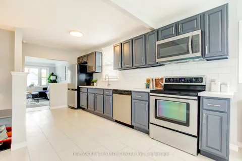 182 Glennie Avenue, Hamilton, ON L8H 5W2