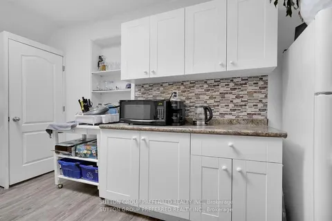 681 Colborne Street, London East, ON N6A 3Z4