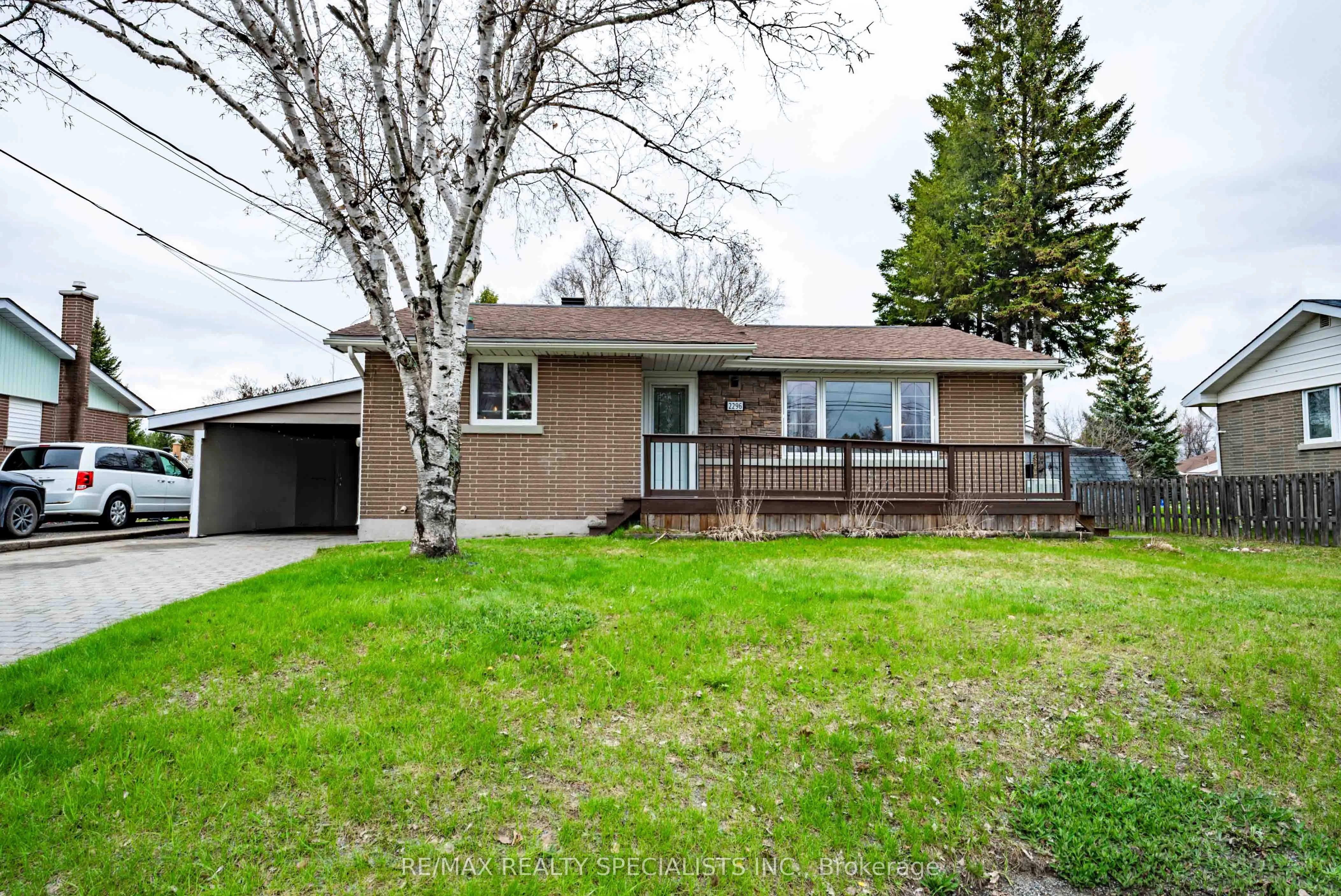 2296 Madison Avenue, Greater Sudbury, ON P3A 2R3
