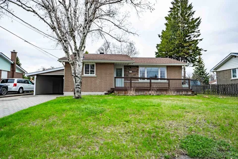 2296 Madison Avenue, Greater Sudbury, ON P3A 2R3