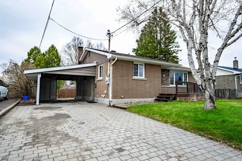 2296 Madison Avenue, Greater Sudbury, ON P3A 2R3