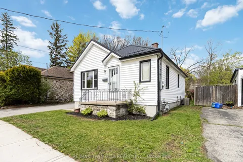 198 Grand Street, Brantford, ON N3R 4C3