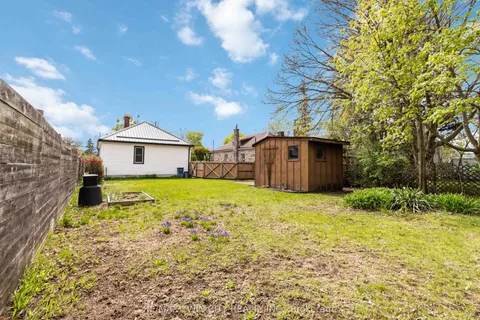 198 Grand Street, Brantford, ON N3R 4C3