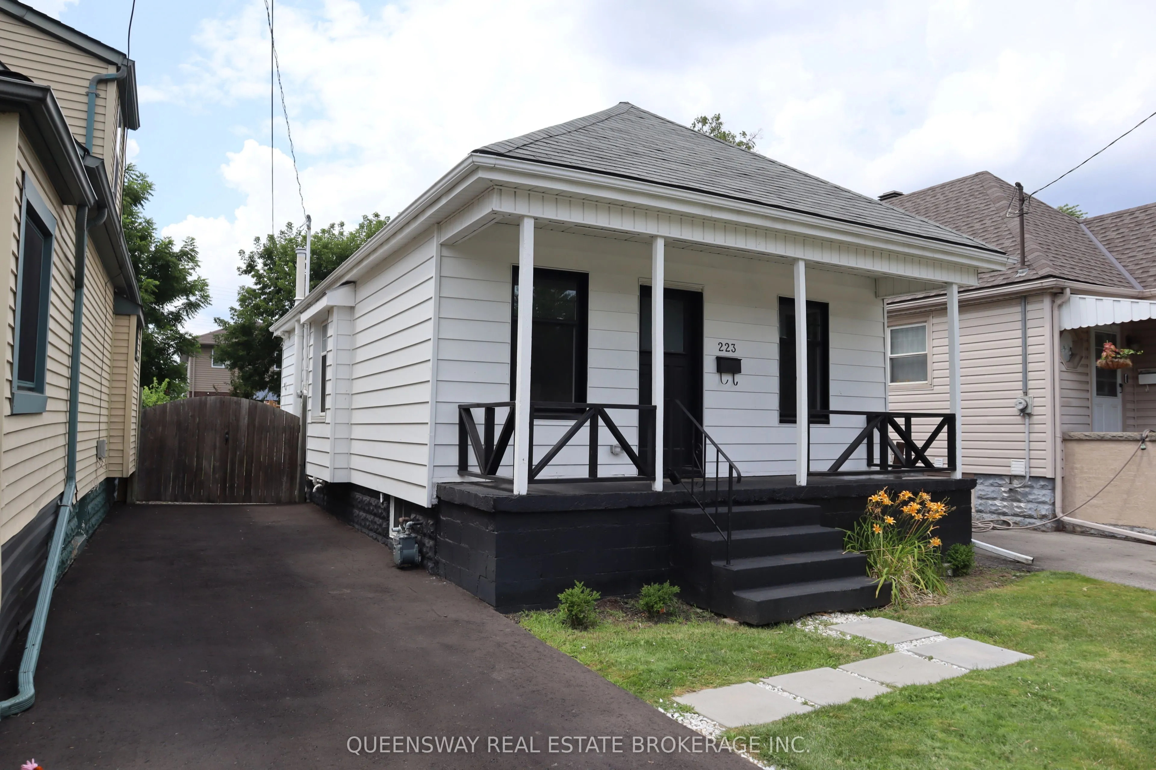 223 Tolton Avenue, Hamilton, ON L8H 5P2