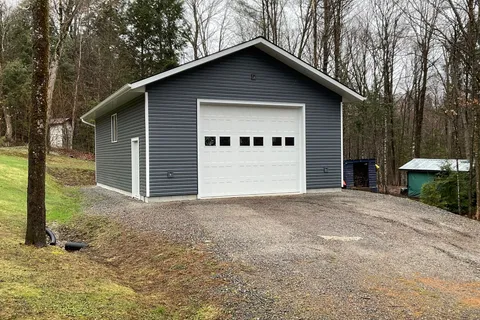 1005 FOX POINT Road, Bracebridge, ON P1L 1X1