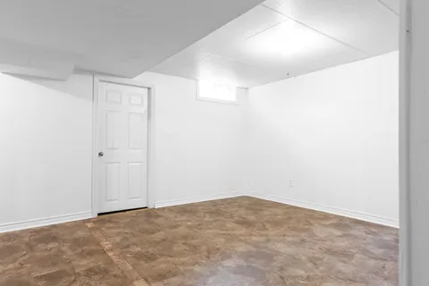 11 Royal Field Crescent, Barrhaven, ON K2J 4G1