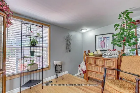 25 Pegler Street, London East, ON N5Z 2B4