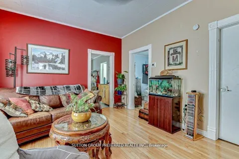 25 Pegler Street, London East, ON N5Z 2B4