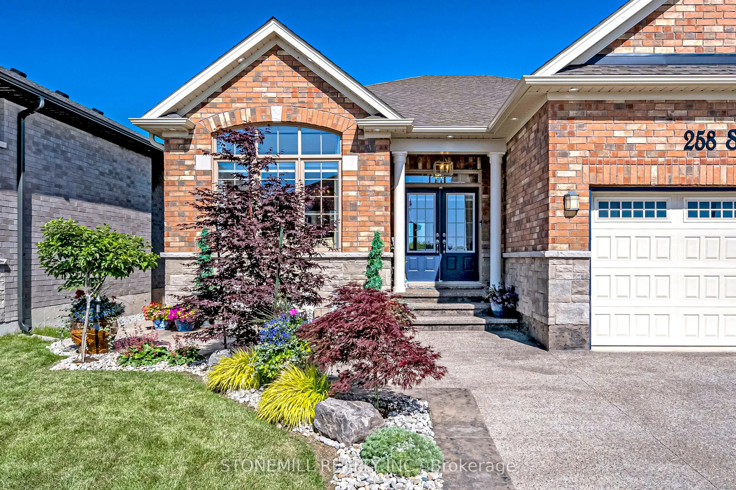 258 Shoreview Drive, Welland, ON L3B 0H3