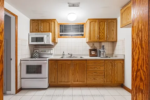 149 Miller Drive, Hamilton, ON L9G 4W2