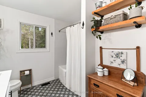 4 Airview Drive, Bancroft, ON K0L 1C0