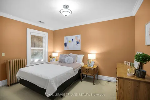 825 Riverside Drive, ON N6H 2S8