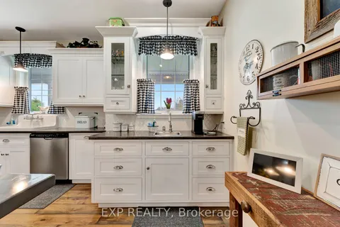 3034 Station Road, Howick, ON N0G 1V0