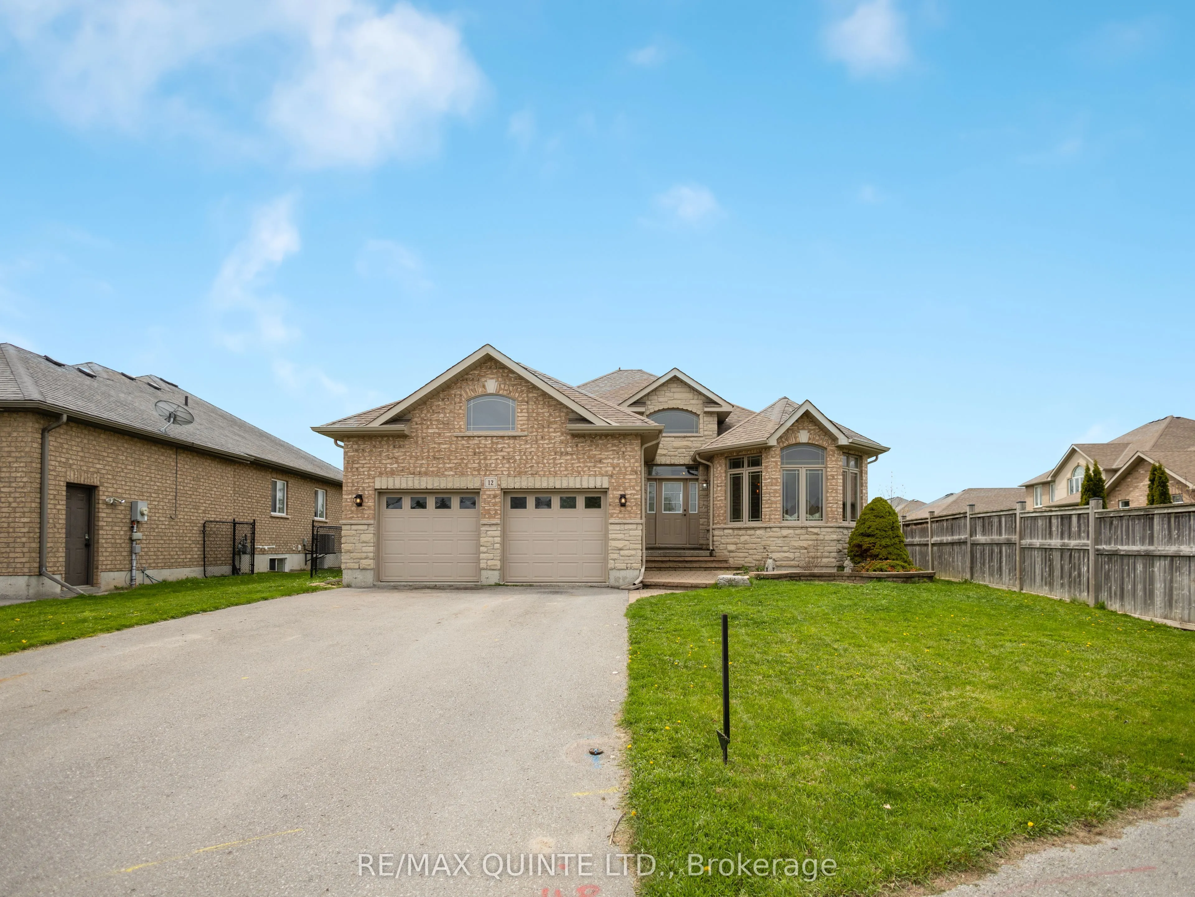 12 Hampton Ridge Drive, Belleville, ON K8N 0L6