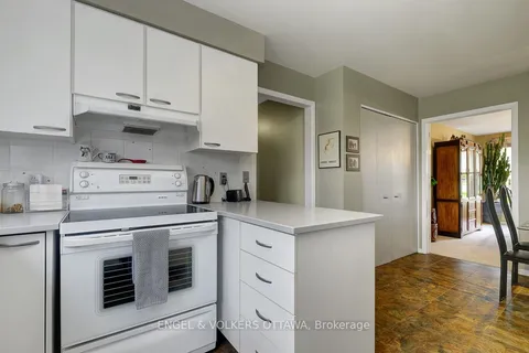 59 Charing Road, South of Baseline to Knoxdale, ON K2G 4G3