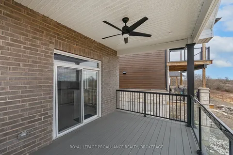 1245 Carfa Crescent, Kingston, ON K7P 0M7