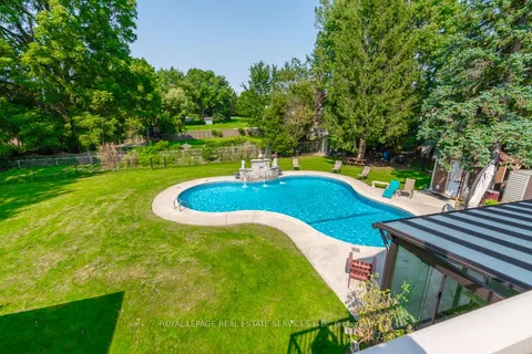 6949 Thorold Stone Road, Niagara Falls, ON L2J 1B5