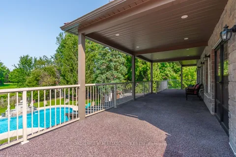 6949 Thorold Stone Road, Niagara Falls, ON L2J 1B5