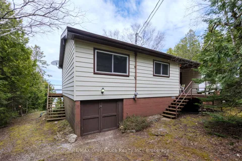 85 Grant Watson Drive, Northern Bruce Peninsula, ON N0H 2R0