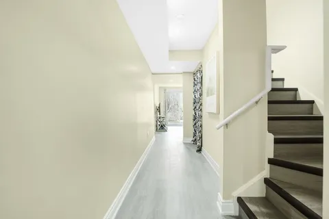 100 Hollywood Court, Cambridge, ON N1R 0C5