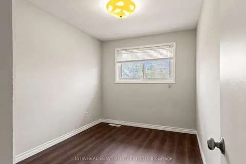 222 Elgin Crescent, Stratford, ON N5A 3Z5