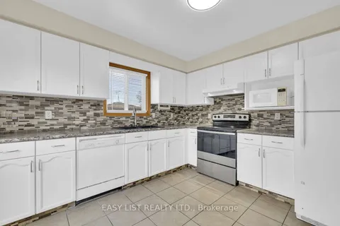 2956 Alderbrook Drive, Windsor, ON N8W 5H5