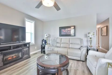 12 Fulsom Crescent, Kawartha Lakes, ON L3V 6H5