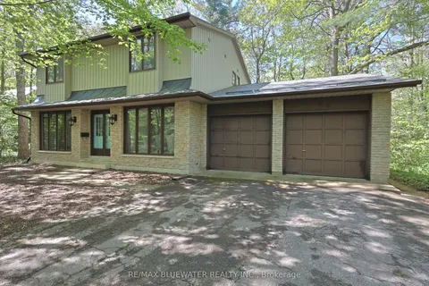 10372 Sherwood Crescent, ON N0M 1T0