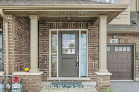 580 Julia Drive, Welland, ON L3C 0G7