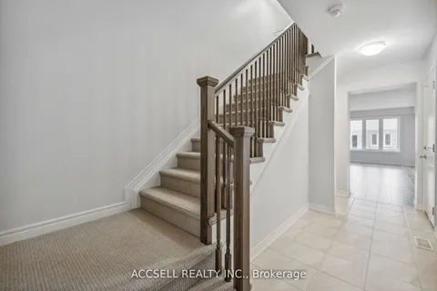 580 Julia Drive, Welland, ON L3C 0G7