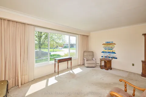67 Saint Andrews Avenue, Welland, ON L3B 1E3