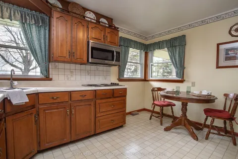 444 Lorne Avenue, Stratford, ON N5A 6S4