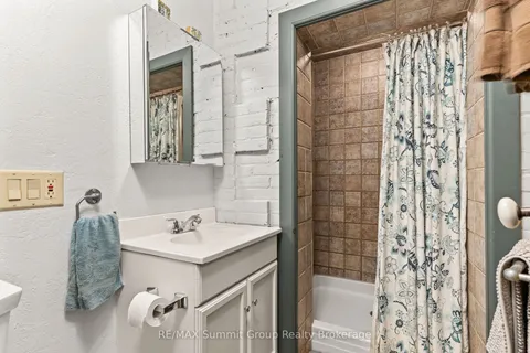 18 Mary Street, Grey Highlands, ON N0C 1E0