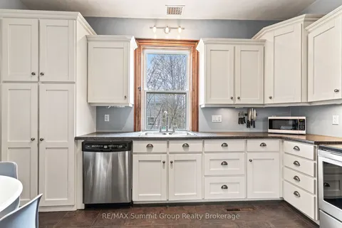 18 Mary Street, Grey Highlands, ON N0C 1E0