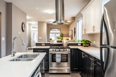 57 Century Street, Hamilton, ON L8L 1V9