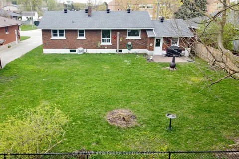 598 13th Avenue, Hanover, ON N4N 2X1