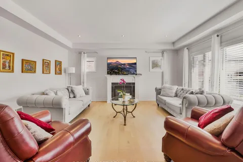 5632 Osprey Avenue, ON L2H 0M2