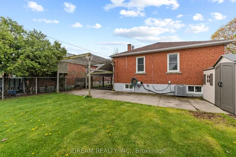 33 Alderney Avenue, ON L9A 2A6