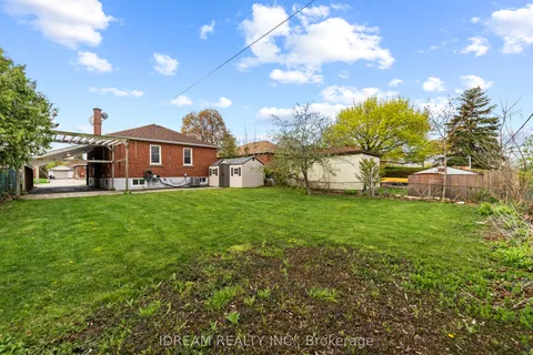 33 Alderney Avenue, ON L9A 2A6