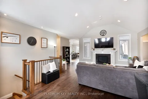50 Veale Crescent, Strathroy-Caradoc, ON N7G 0C9