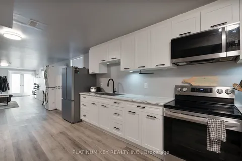 50 Veale Crescent, Strathroy-Caradoc, ON N7G 0C9