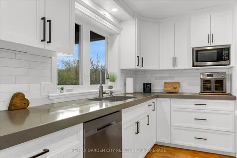 1387 Chippawa Creek Road, Thorold, ON L0S 1K0